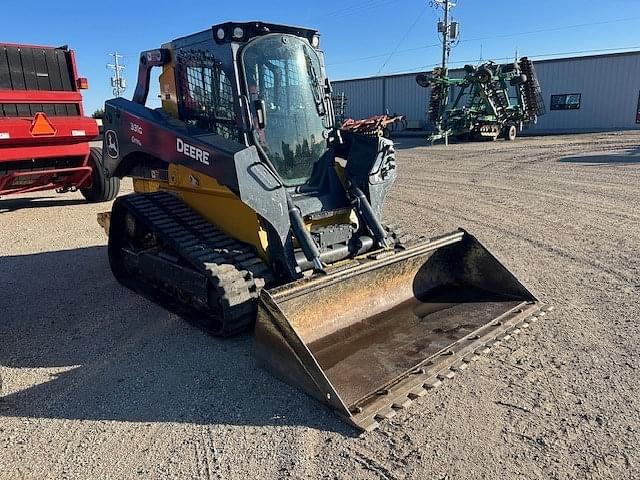 Image of John Deere 331G equipment image 2