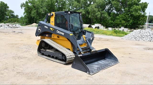 Image of John Deere 333G equipment image 3