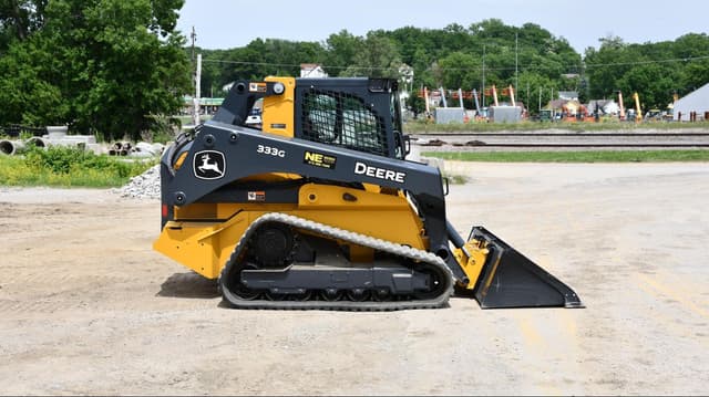Image of John Deere 333G equipment image 4