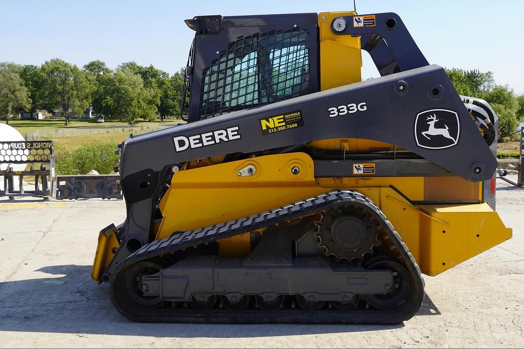 Image of John Deere 333G Primary image