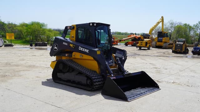 Image of John Deere 333G equipment image 3