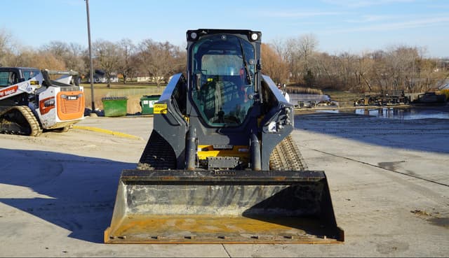 Image of John Deere 333G equipment image 3