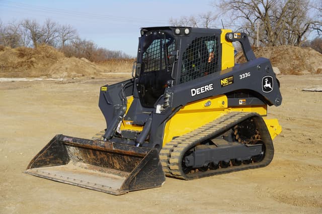 Image of John Deere 333G equipment image 3