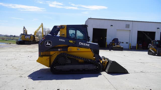 Image of John Deere 333G equipment image 4