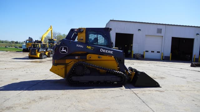 Image of John Deere 333G equipment image 3