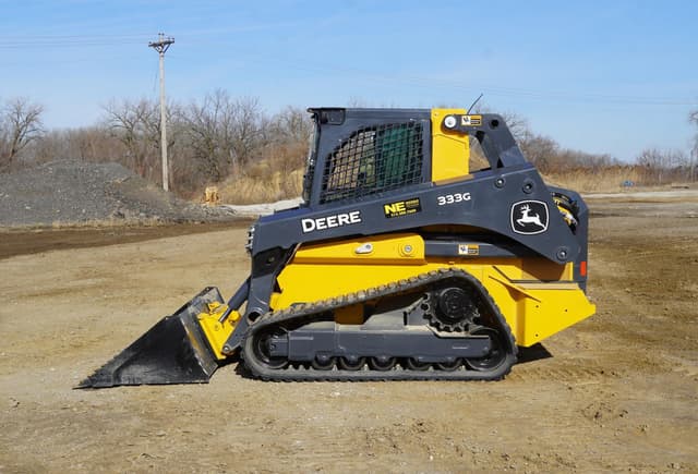Image of John Deere 333G equipment image 1