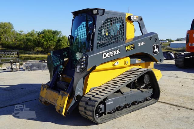 Image of John Deere 333G equipment image 1