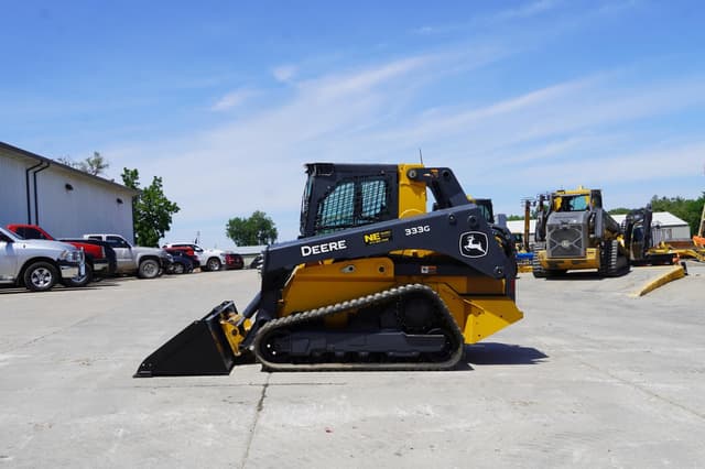 Image of John Deere 333G equipment image 1