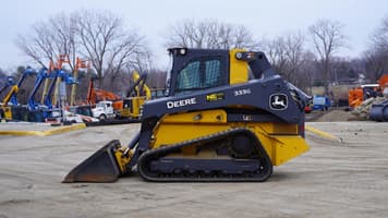 Main image John Deere 333G