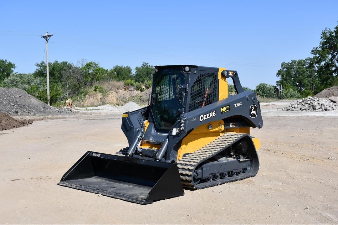 Image of John Deere 333G Primary image