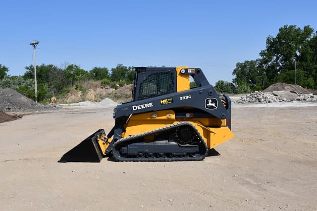 Image of John Deere 333G equipment image 1