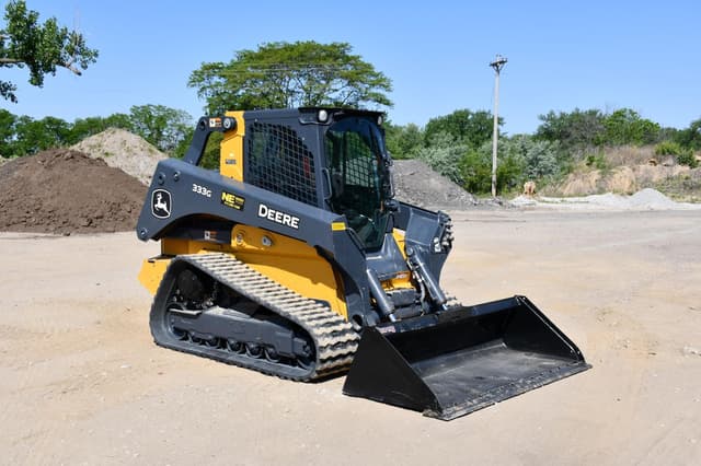 Image of John Deere 333G equipment image 3