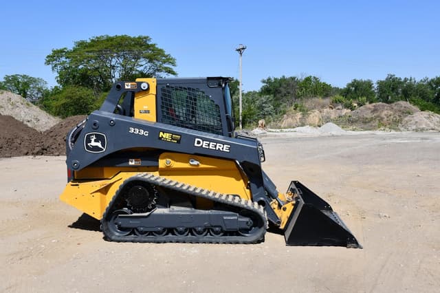 Image of John Deere 333G equipment image 4