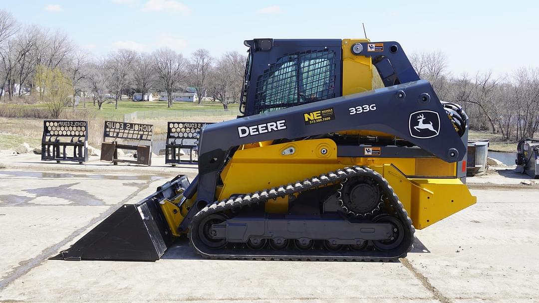 Image of John Deere 333G Primary image