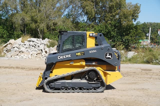 Image of John Deere 333G equipment image 1