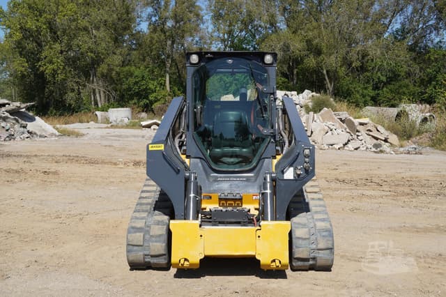 Image of John Deere 333G equipment image 3