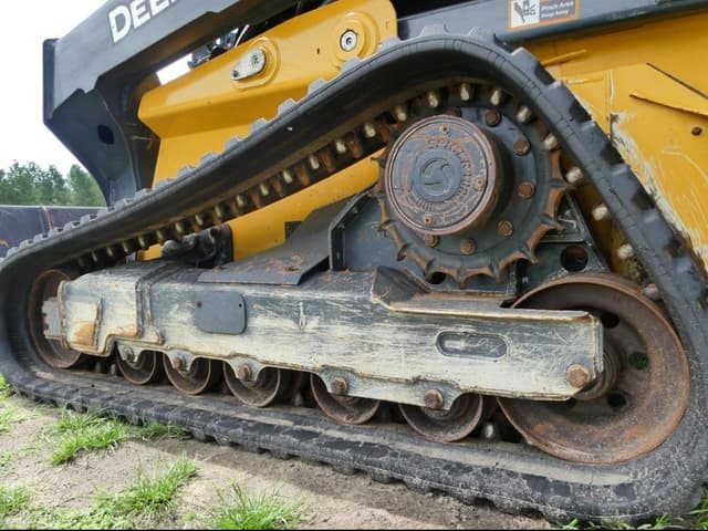 Image of John Deere 333G equipment image 4
