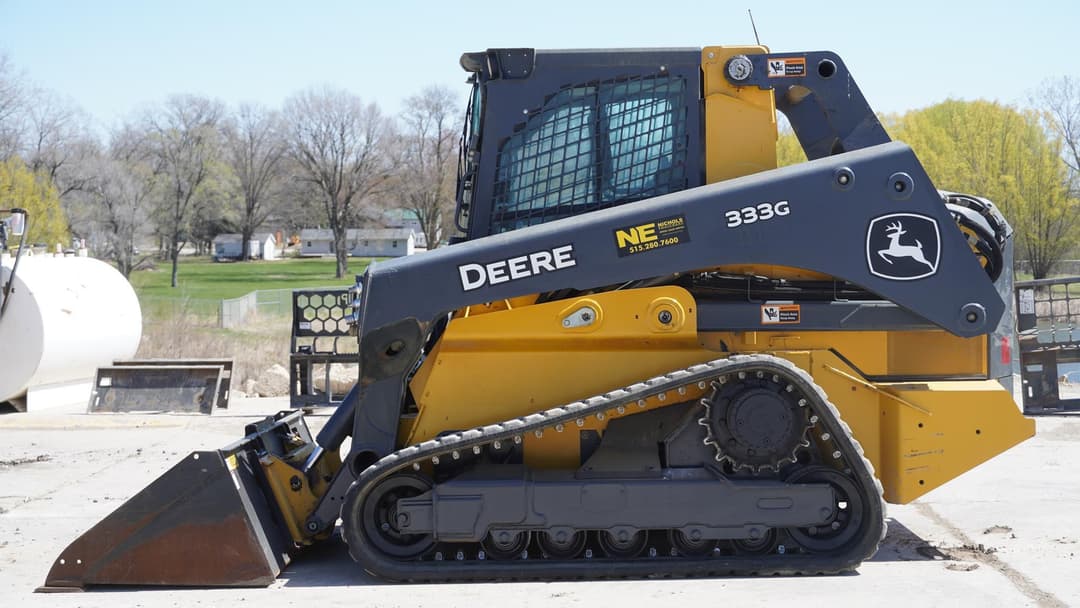 Image of John Deere 333G Primary image