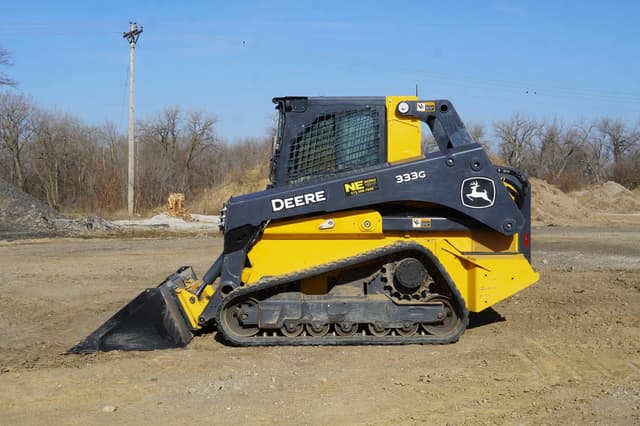 Image of John Deere 333G equipment image 1