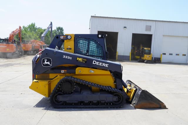 Image of John Deere 333G equipment image 4