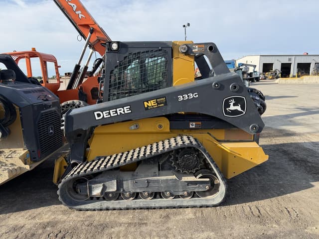 Image of John Deere 333G equipment image 4
