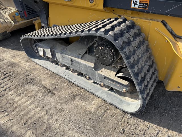 Image of John Deere 333G equipment image 3