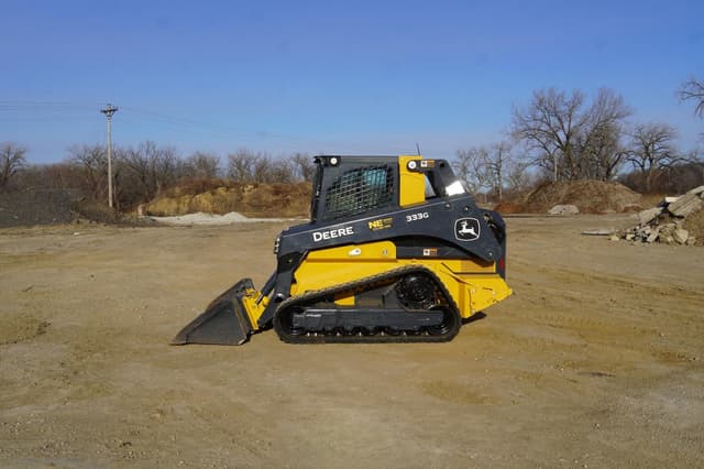 Image of John Deere 333G equipment image 1