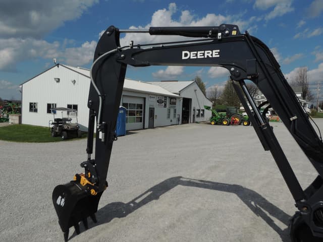 Image of John Deere 35P equipment image 2