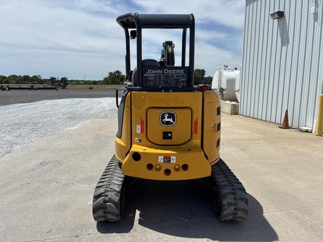 Image of John Deere 35P equipment image 3