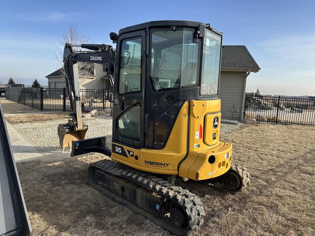 Image of John Deere 35P equipment image 4