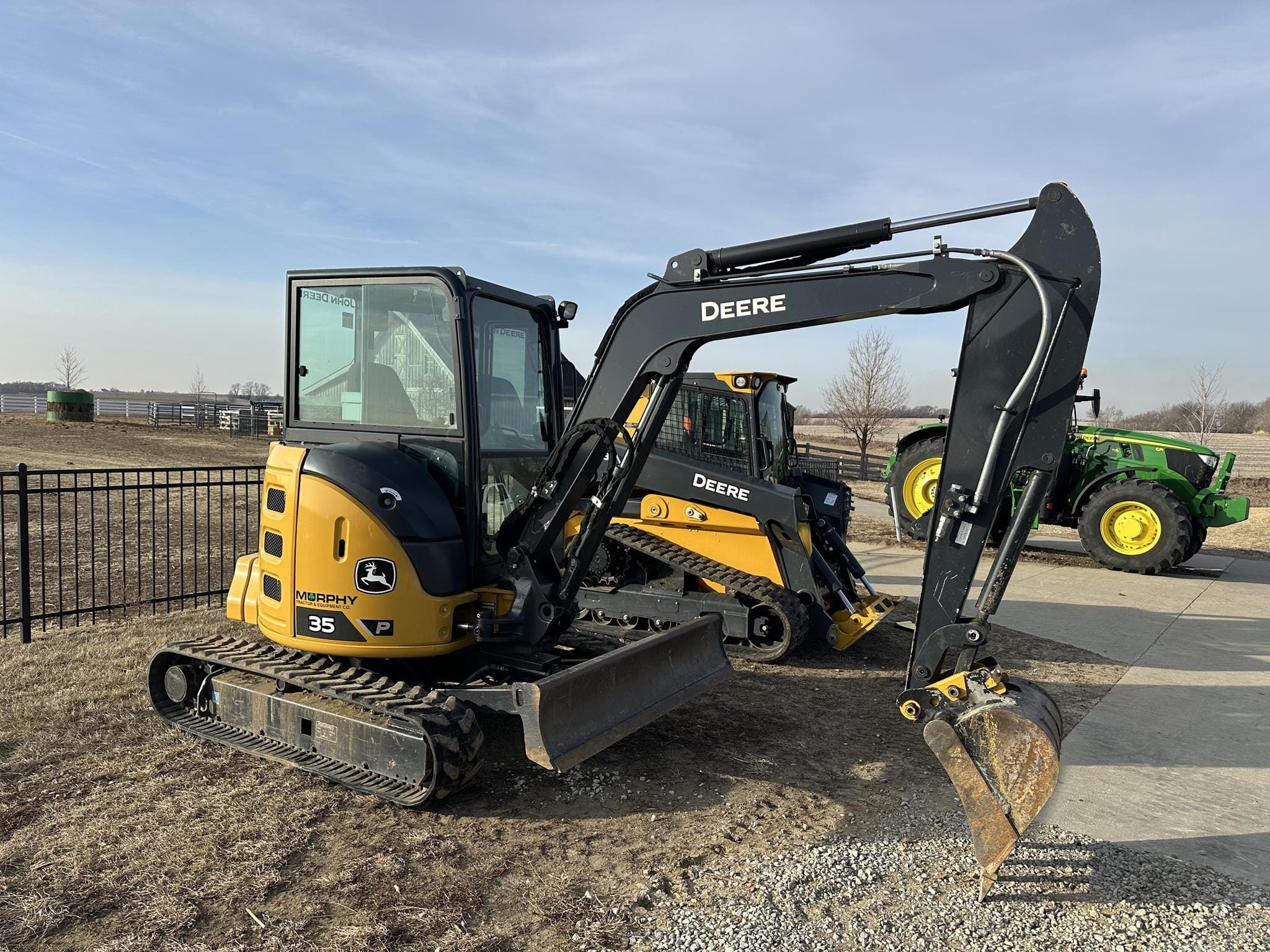 2023 John Deere 35P Equipment Image0