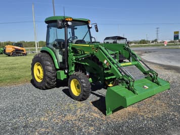 Main image John Deere 4052R