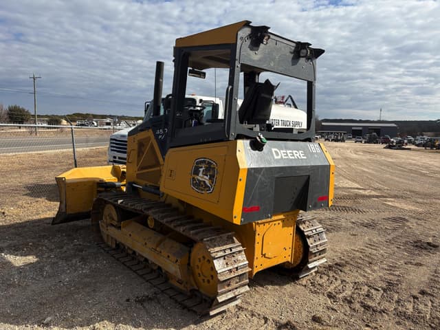 Image of John Deere 450P equipment image 1