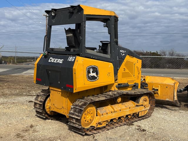 Image of John Deere 450P equipment image 2