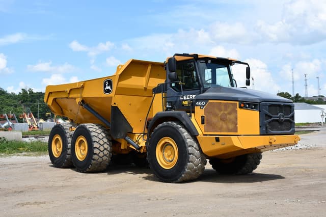 Image of John Deere 460P equipment image 4