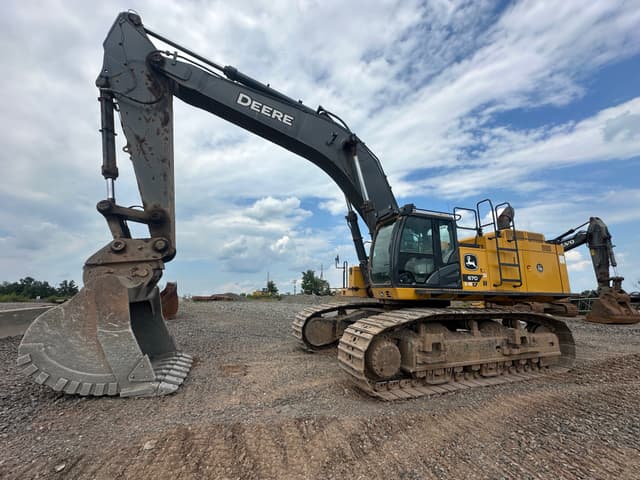 Image of John Deere 670P equipment image 1
