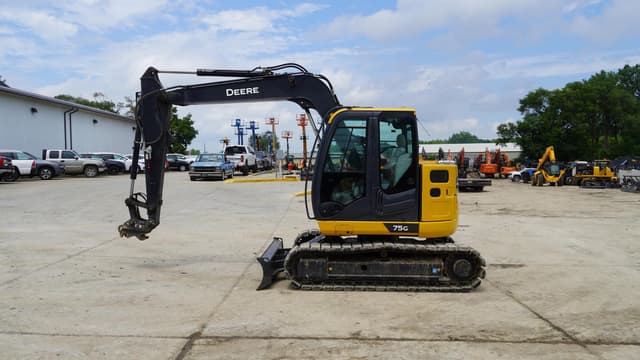 Image of John Deere 75G equipment image 1