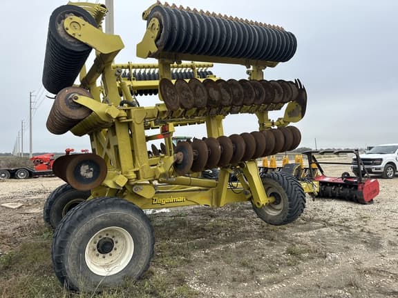 Image of Degelman Pro-Till 30 equipment image 2