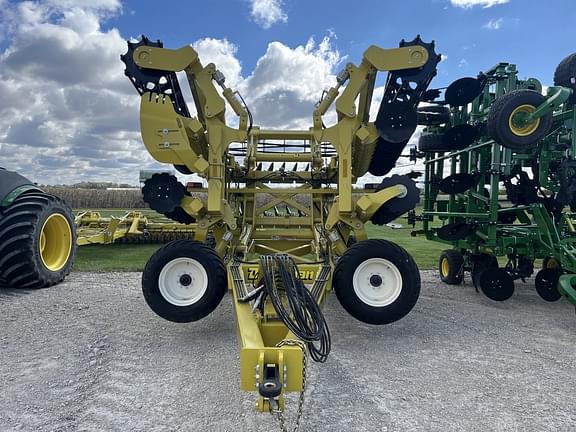 Image of Degelman Pro-Till 30 equipment image 1
