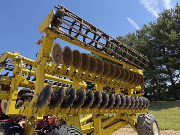 Image of Degelman Pro-Till 36 equipment image 3