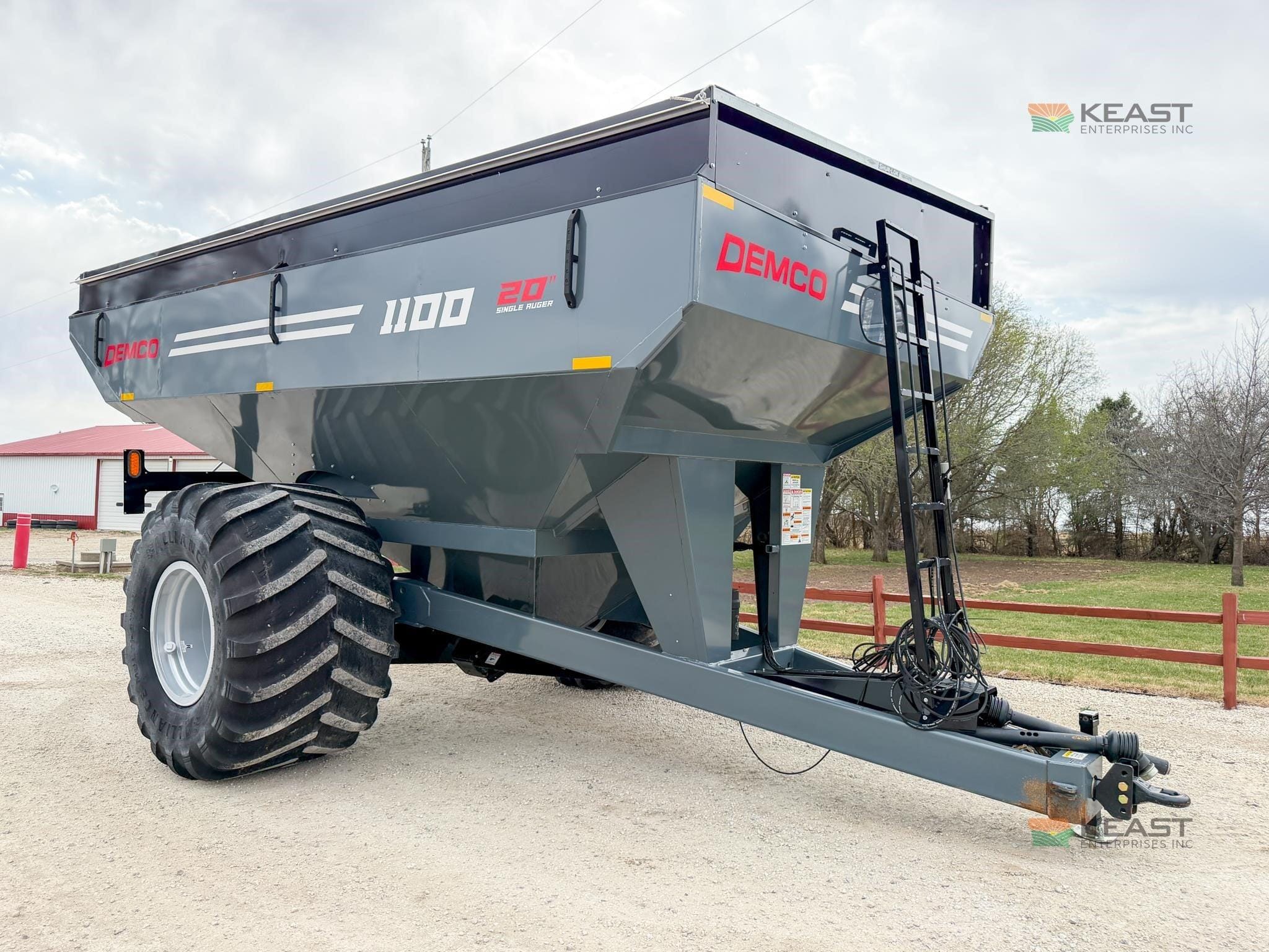 2023 Demco 1100 Equipment Image0