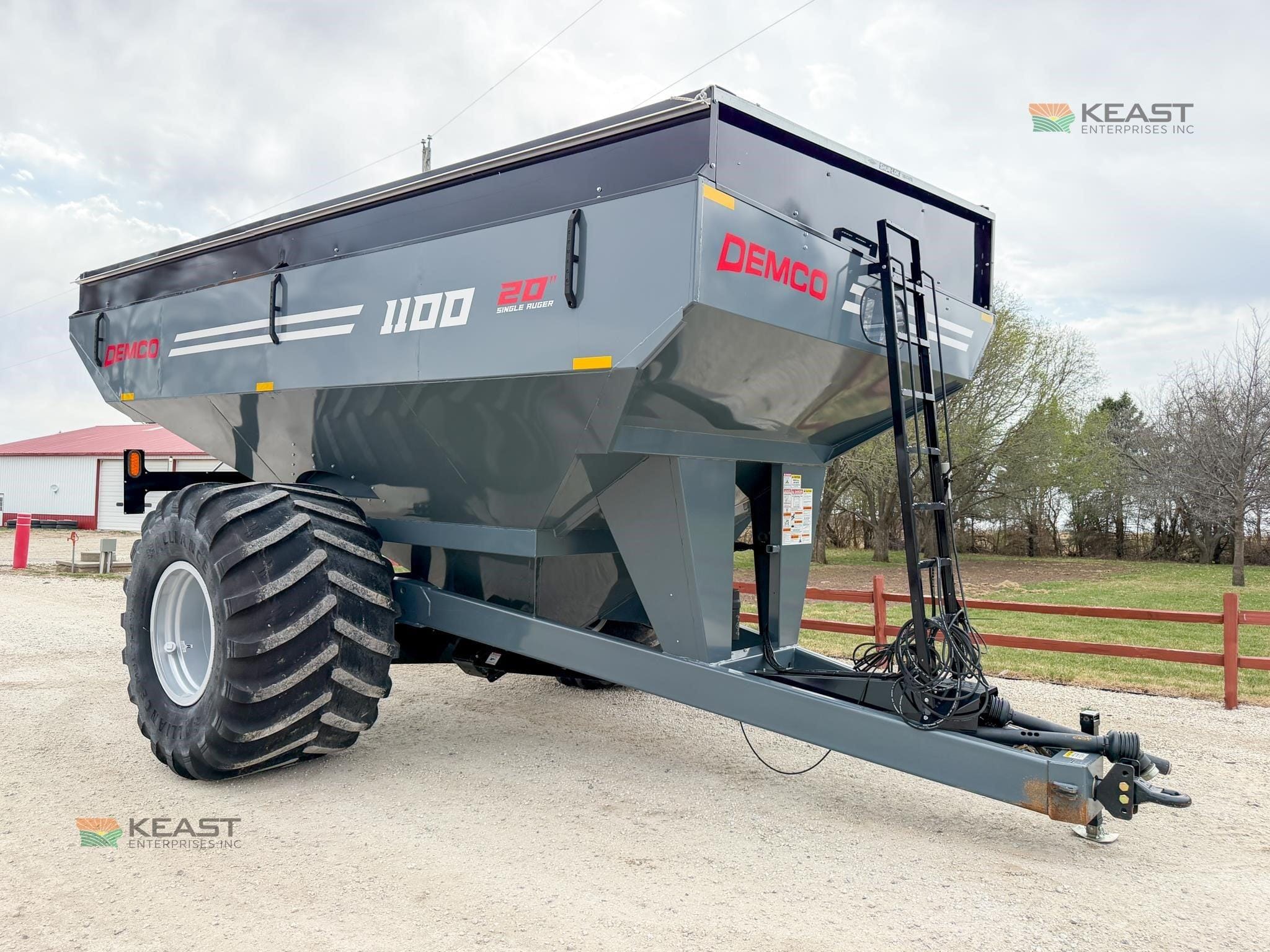 2023 Demco 1100 Equipment Image0