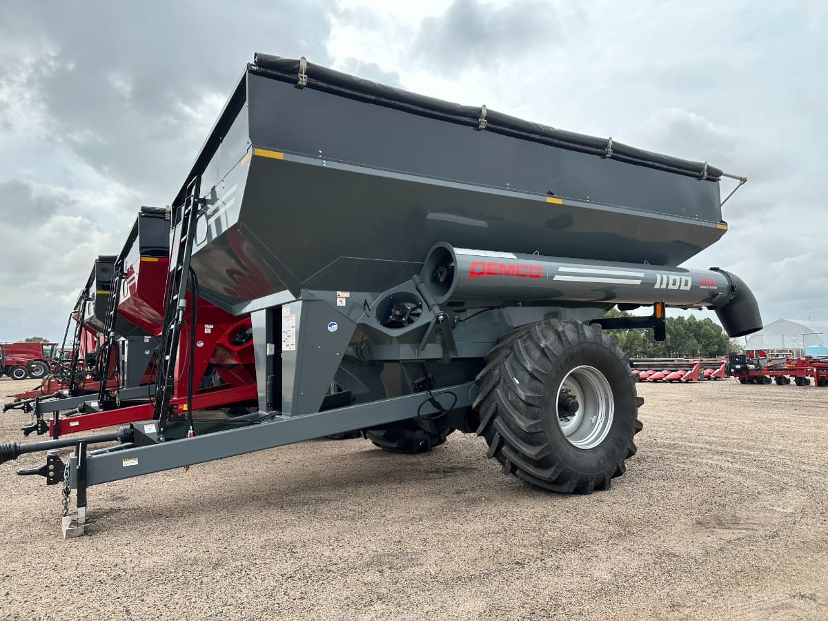 2023 Demco 1100 Equipment Image0