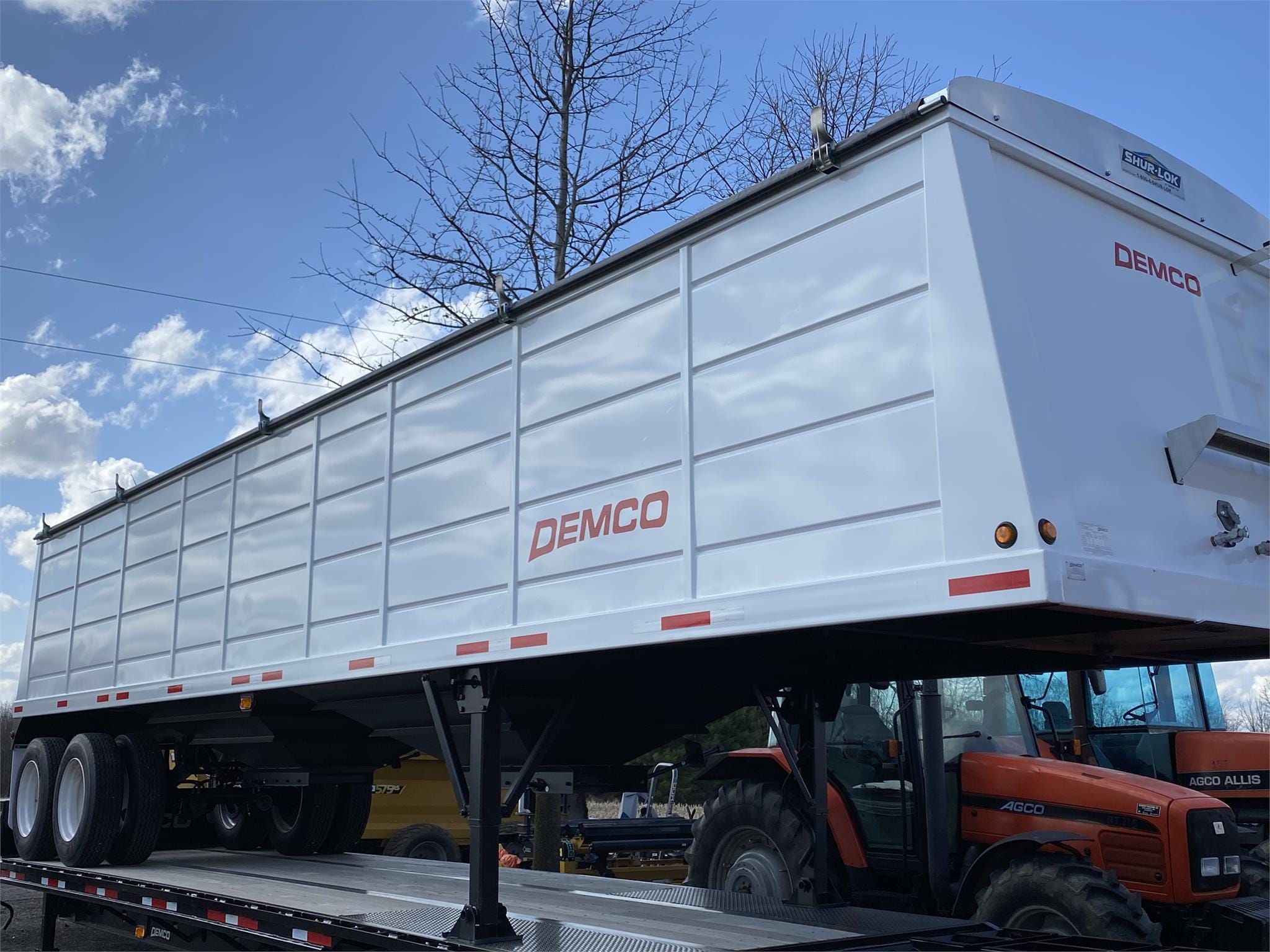 2023 Demco Undetermined Equipment Image0