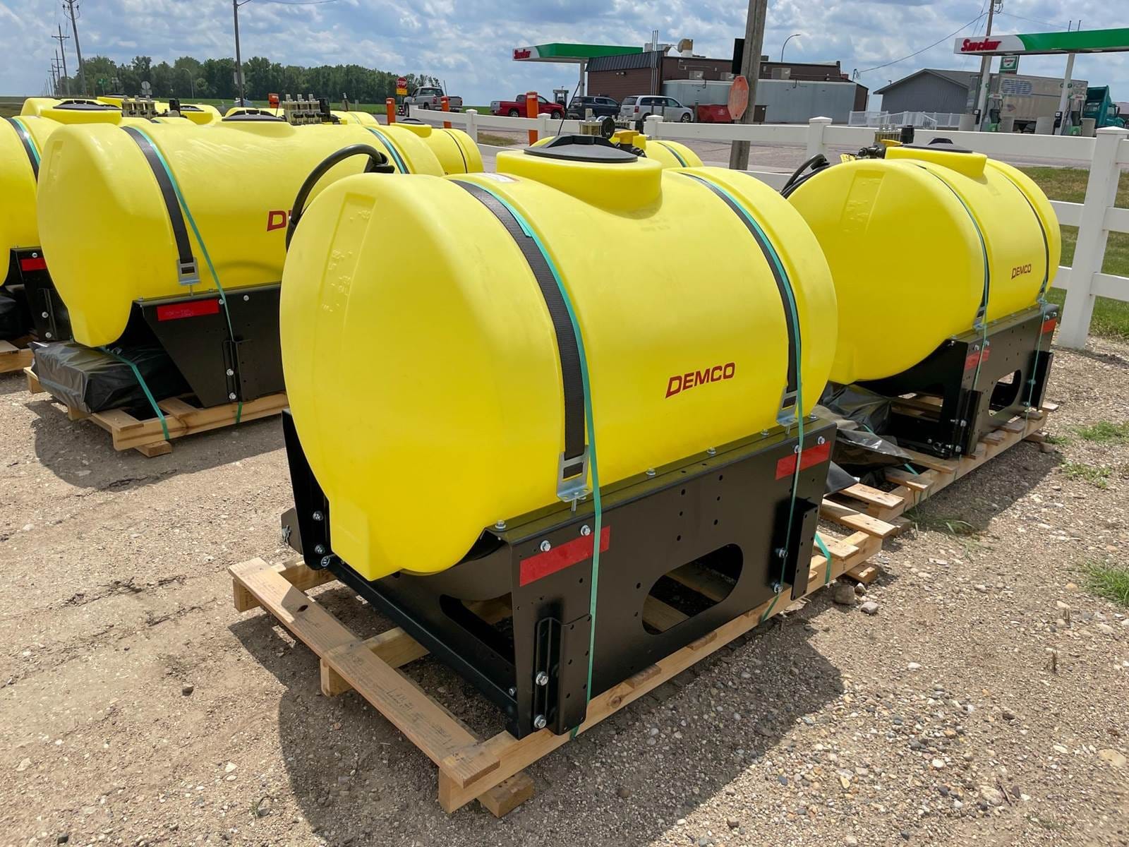 2024 Demco RM200 Equipment Image0