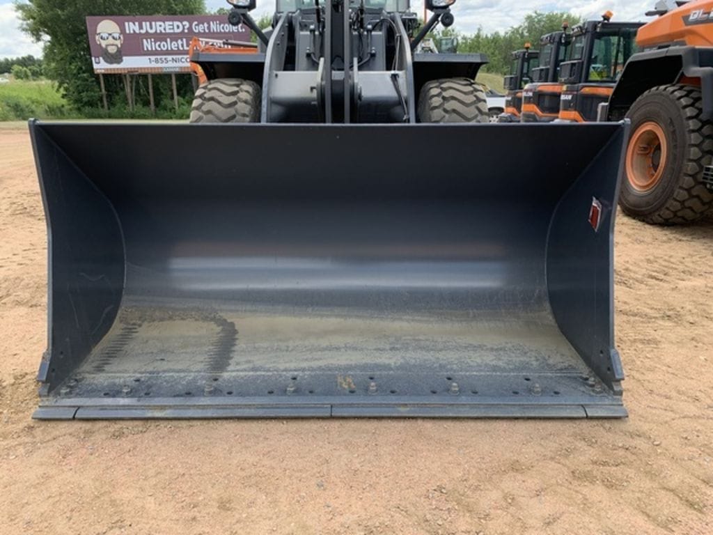 Main image  Doosan Bucket