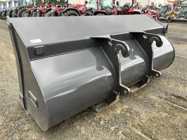 Image of Doosan Bucket equipment image 2