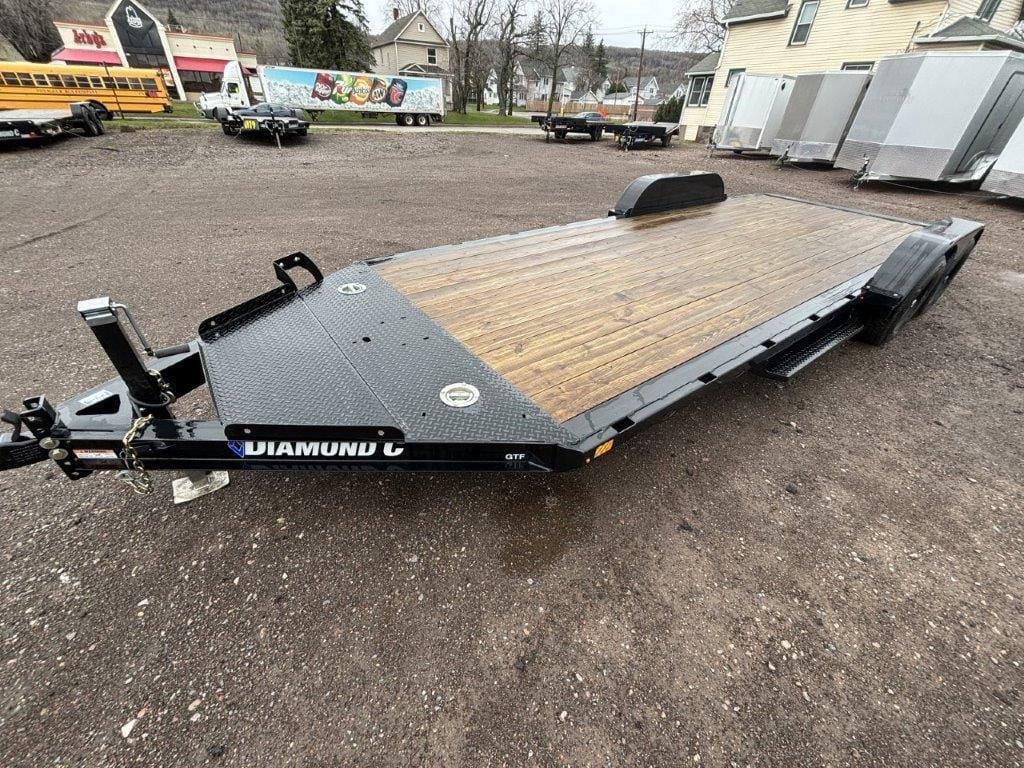 2023 Diamond C GTF Equipment Image0