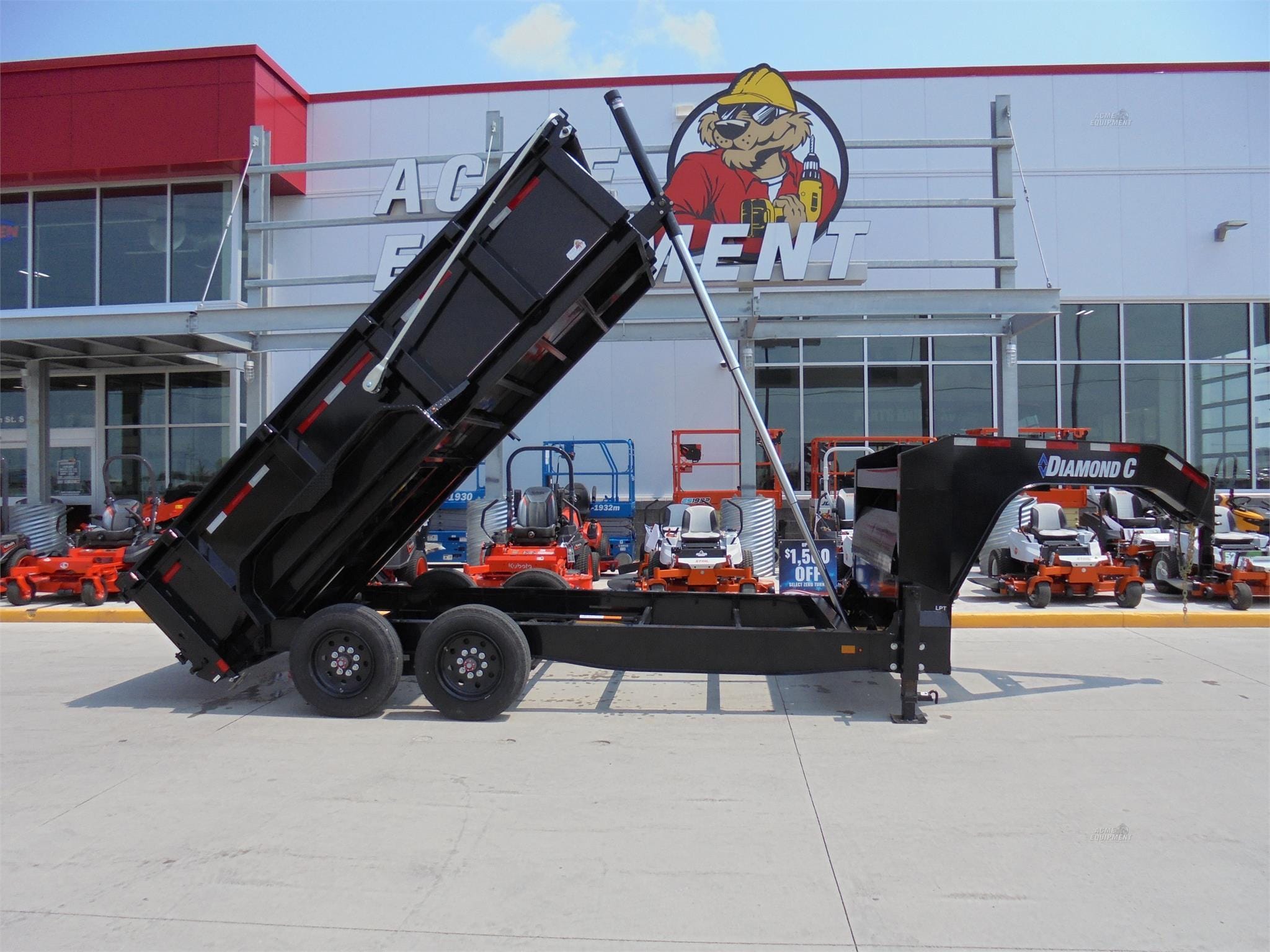 2023 Diamond C LPT Equipment Image0