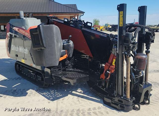 Image of Ditch Witch JT24 equipment image 2